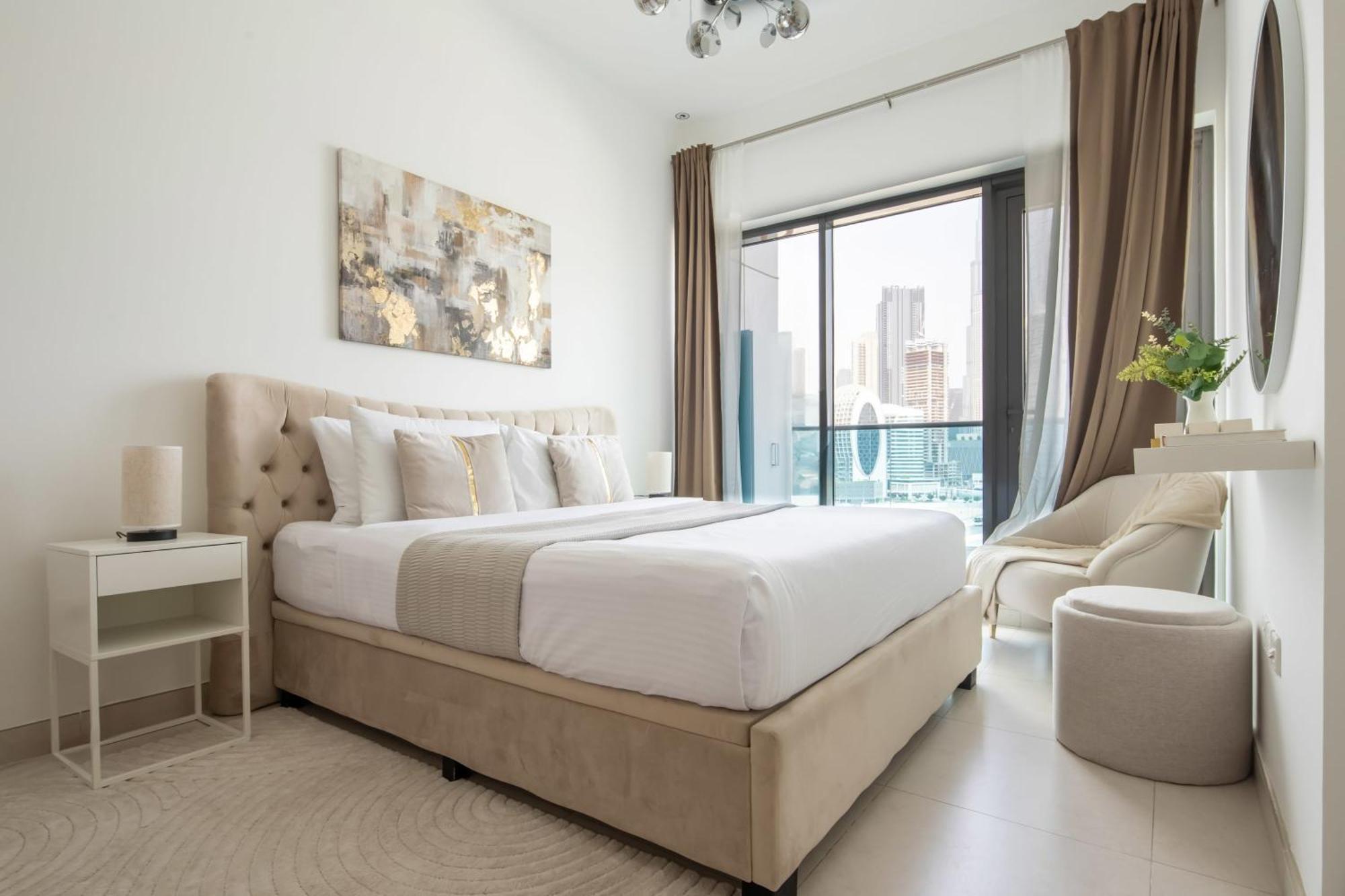 Frank Porter - The Bay Dubai